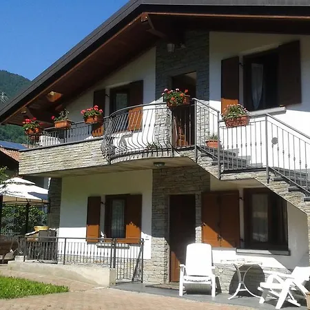 Apartment Casa Vacanza Dal Contadino Cir O17063 Corteno Golgi